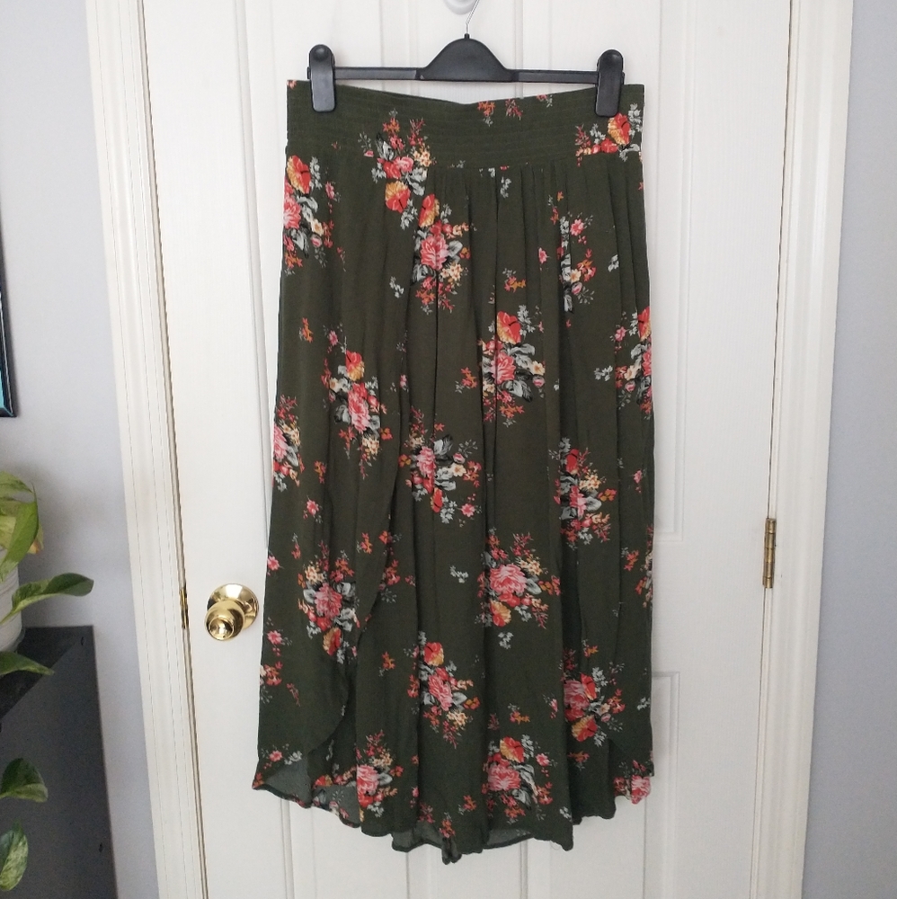 Forest Green Floral Torrid Layerd Skirt